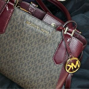 Authentic Michael kors purse